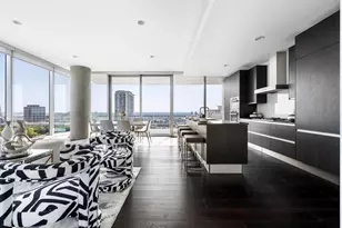 3130 N Harwood St, Dallas, TX 75201 - Photo 6