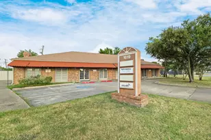 1619 W Irving Blvd, Irving, TX 75061 - Photo 1