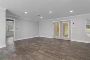 8461 Hunnicut Rd, Dallas, TX 75228 - Photo 10