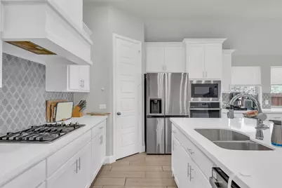 361 Moonvine Drive, Little Elm, TX 75068 - Photo 14