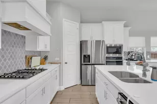 361 Moonvine Dr, Little Elm, TX 75068 - Photo 14