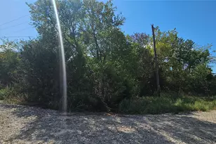 4311 McKinney St, Greenville, TX 75401 - Photo 2