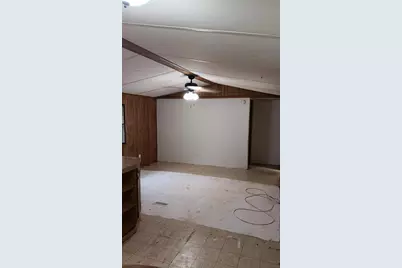 905 E Sears Street, Denison, TX 75020 - Photo 10