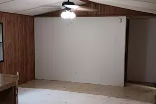 905 E Sears St, Denison, TX 75020 - Photo 10