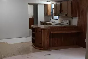 905 E Sears St, Denison, TX 75020 - Photo 14