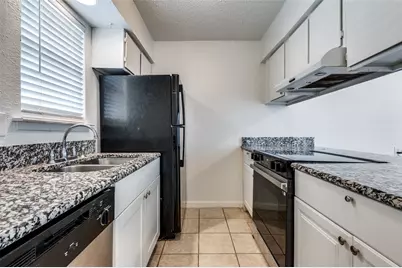 8110 Skillman Street #1031, Dallas, TX 75231 - Photo 4