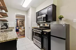 1202 Johns Dr, Euless, TX 76039 - Photo 10
