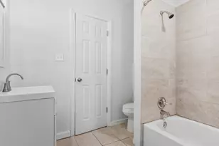 3240 Lipscomb St, Fort Worth, TX 76110 - Photo 10