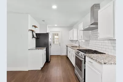 3240 Lipscomb Street, Fort Worth, TX 76110 - Photo 12