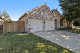 588 Louder Way, Fate, TX 75087 - Photo 2
