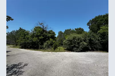 4203 Taos Court, Granbury, TX 76048 - Photo 4