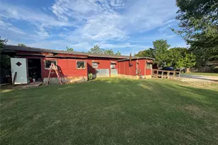 608 Cherokee St, Bellmead, TX 76705 - Photo 16