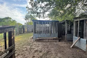 608 Cherokee St, Bellmead, TX 76705 - Photo 14