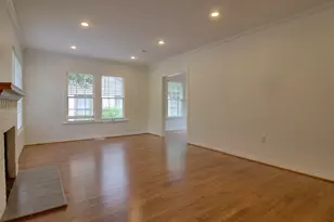 7010 Vivian Ave, Dallas, TX 75223 - Photo 12