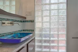 7010 Vivian Ave, Dallas, TX 75223 - Photo 18