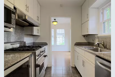 7010 Vivian Avenue, Dallas, TX 75223 - Photo 14