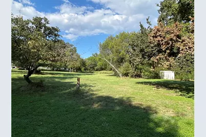 100 N Agnew Street, Boyd, TX 76023 - Photo 2