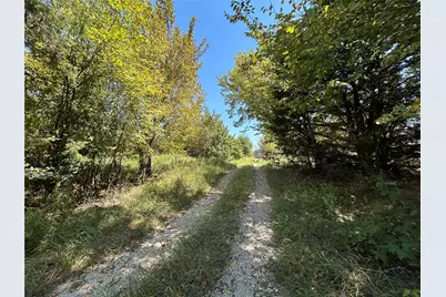 100 N Agnew Street, Boyd, TX 76023 - Photo 6