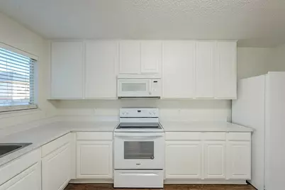 10408 Wood Leaf Court, Fort Worth, TX 76244 - Photo 4