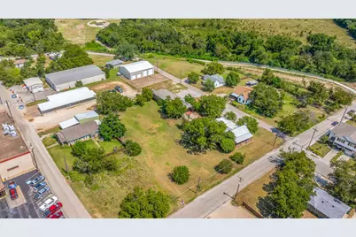 230 E Tarleton Street, Stephenville, TX 76401 - Photo 2