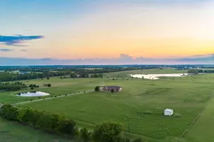 4830 Co Rd 1089, Celeste, TX 75423 - Photo 38