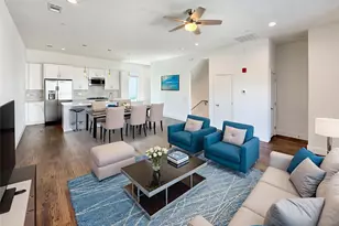 1931 N Prairie Ave, Dallas, TX 75204 - Photo 2