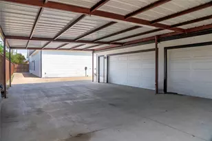 605 Archer Ave, Cockrell Hill, TX 75211 - Photo 26
