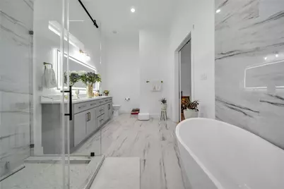 605 Archer Avenue, Cockrell Hill, TX 75211 - Photo 16