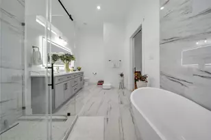 605 Archer Ave, Cockrell Hill, TX 75211 - Photo 16