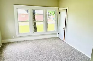 307 W 18th St, Cisco, TX 76437 - Photo 12