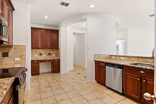 498 Jefferson Ln, Lake Dallas, TX 75065 - Photo 8