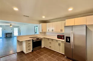 4518 Capitol Ave, Dallas, TX 75204 - Photo 10