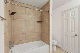 1013 Mockingbird Dr, Grapevine, TX 76051 - Photo 18