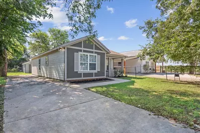 1120 Holt Avenue, Waco, TX 76706 - Photo 2