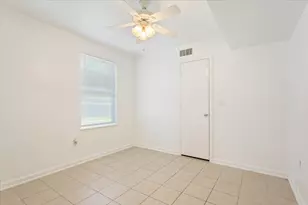 1120 Holt Ave, Waco, TX 76706 - Photo 14