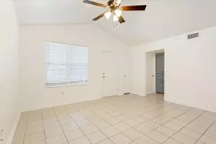 1120 Holt Ave, Waco, TX 76706 - Photo 6