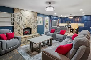 1001 Livingston Dr, Hurst, TX 76053 - Photo 6