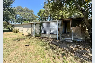 1623 Lands End Street, Granbury, TX 76048 - Photo 1