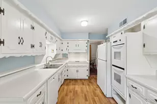 11130 Wonderland Trail, Dallas, TX 75229 - Photo 10