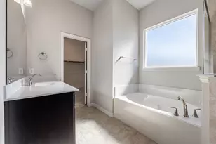 136 Oak Grv Wy, Springtown, TX 76082 - Photo 34