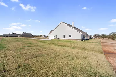 136 Oak Grove Way, Springtown, TX 76082 - Photo 38