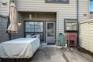 9910 Royal Ln, Dallas, TX 75231 - Photo 16