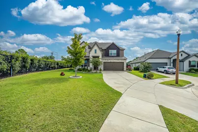 2828 Dancing Flame Drive, Denton, TX 76201 - Photo 2