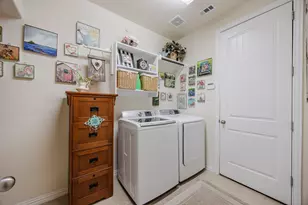 2828 Dancing Flame Dr, Denton, TX 76201 - Photo 20