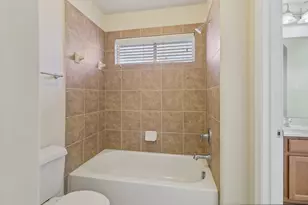 6207 Weaver Dr, Arlington, TX 76001 - Photo 30