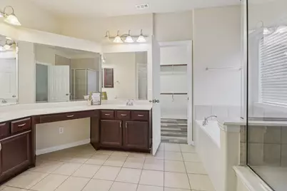 6207 Weaver Drive, Arlington, TX 76001 - Photo 16