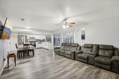 3601 Chime Street, Irving, TX 75062 - Photo 4