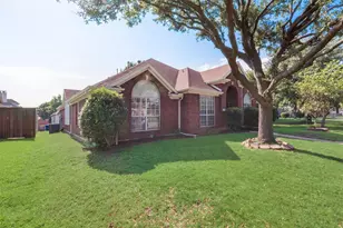 806 Ashley Ln, Allen, TX 75002 - Photo 2