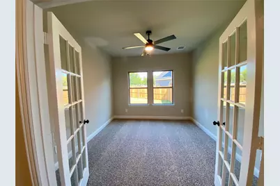 410 Aldred Street, Greenville, TX 75401 - Photo 6