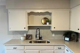 410 Lakeside Dr, Rockwall, TX 75032 - Photo 2